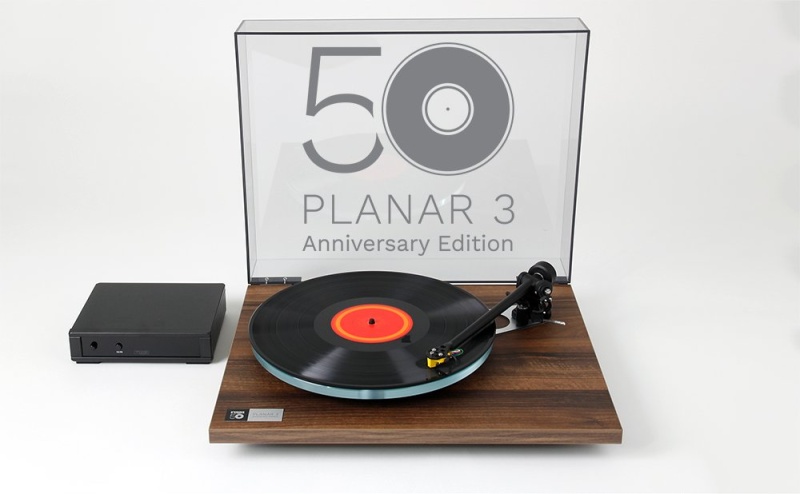 Юбилейная версия проигрывателя винила Rega Planar 3 50th Anniversary Edition 