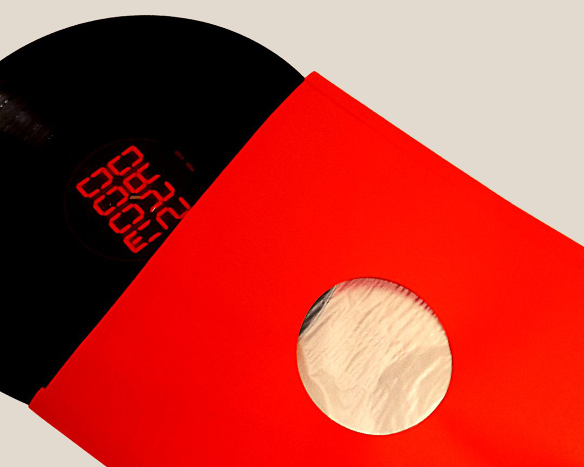 audio-anatomy-vinyl-sleeves-red.jpg