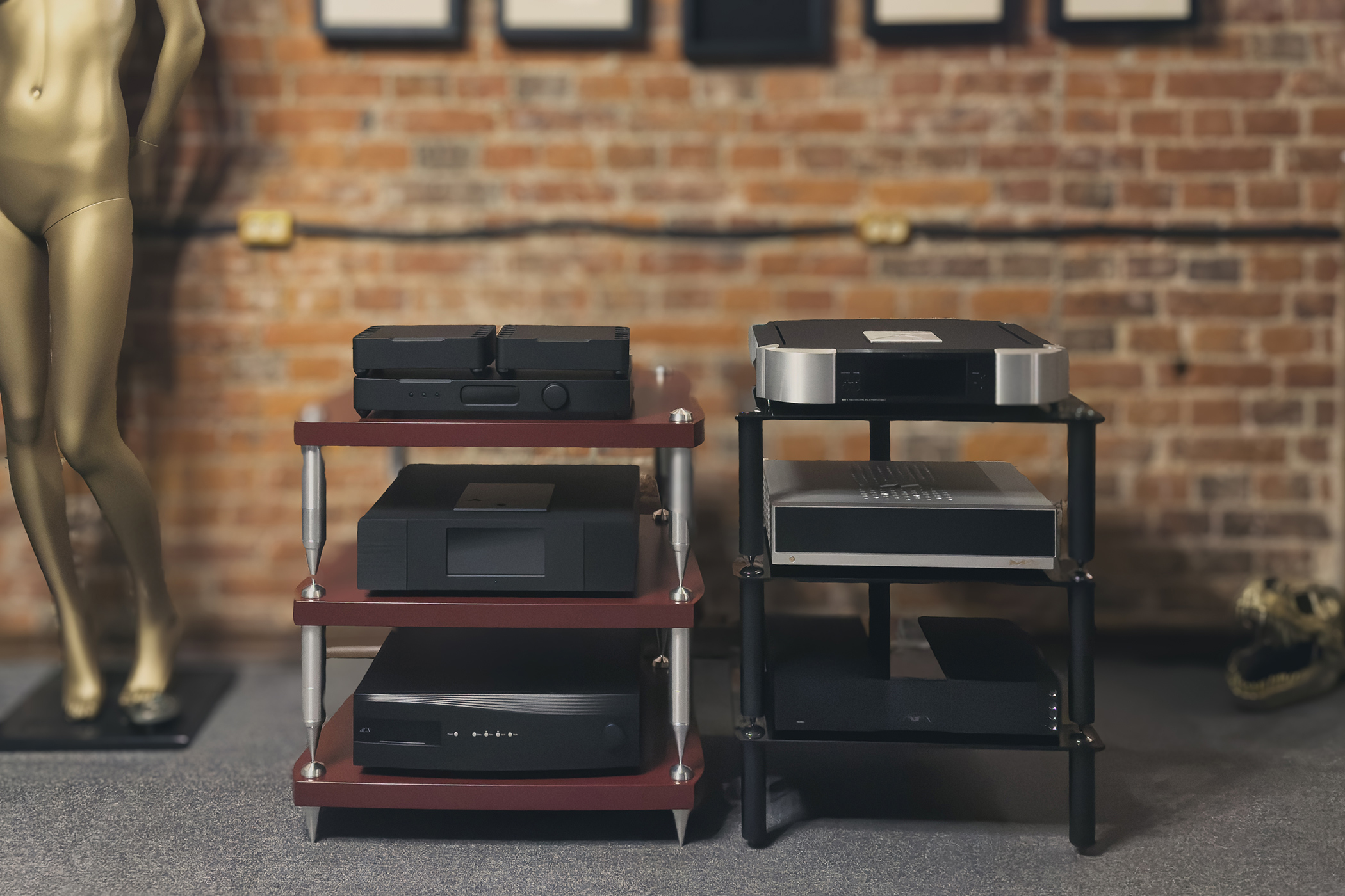 ЦАПы High End уровня в Лофте SoundProLab × HiFi бюро ЦАПы High End уровня в Лофте SoundProLab × HiFi бюро
