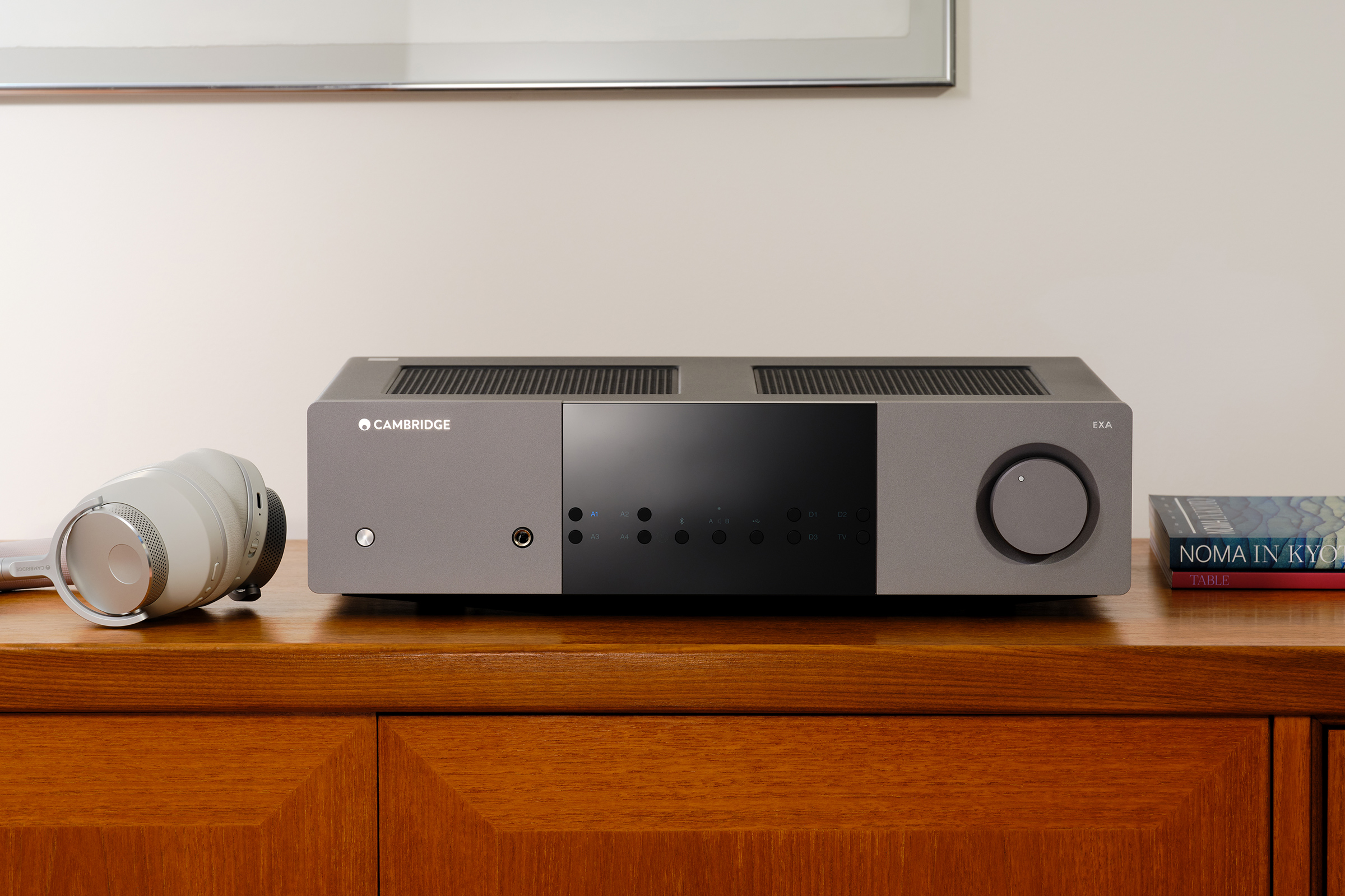 Усилитель Cambridge Audio EXA100