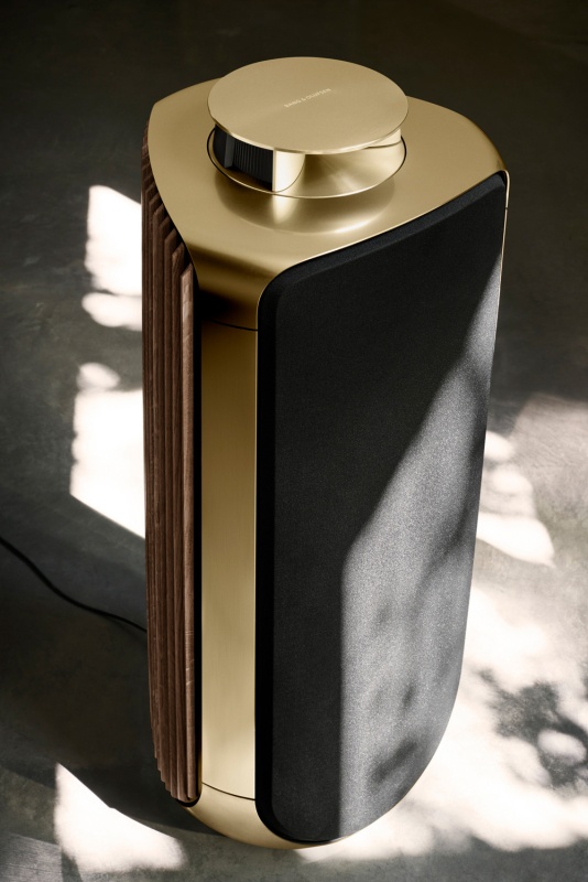 Bang & Olufsen Beolab 50 Brass Tone, Black Cover / Smoked Oak Side Panel